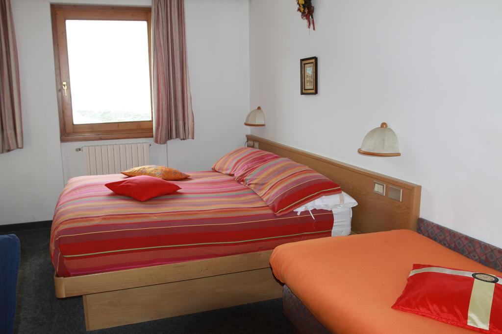 Hotel Genziana Passo Stelvio Bagian luar foto