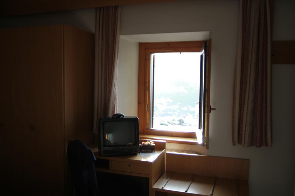 Hotel Genziana Passo Stelvio Bagian luar foto