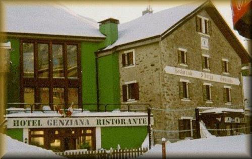 Hotel Genziana Passo Stelvio Bagian luar foto